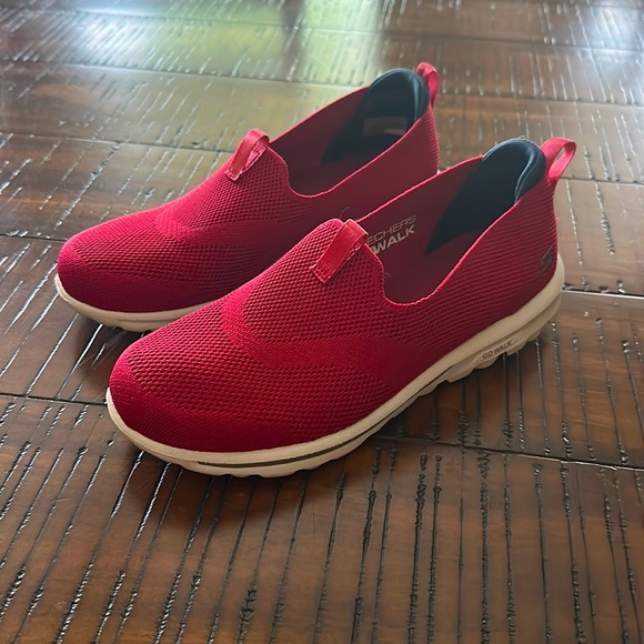 Skechers Shoes Skechers Goga Mat Go Walk Slip On Shoes Red 75